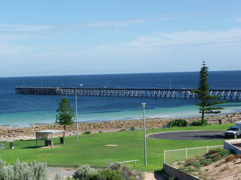 Relax On Par - Accommodation Nelson Bay 2