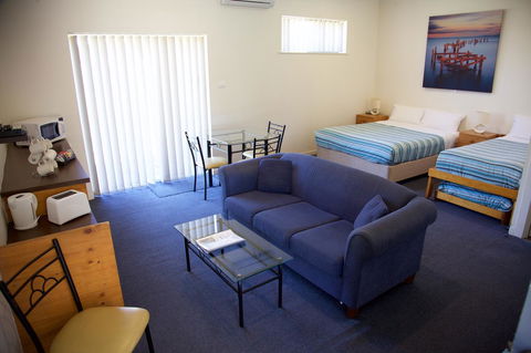 Guichen Bay Motel - Nelsons Bay Accommodation 44