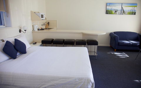 Guichen Bay Motel - Nelsons Bay Accommodation 41
