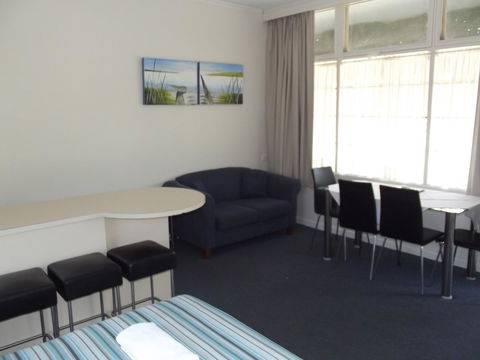 Guichen Bay Motel - Nelsons Bay Accommodation 8