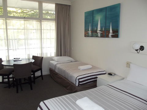 Guichen Bay Motel - Nelsons Bay Accommodation 19