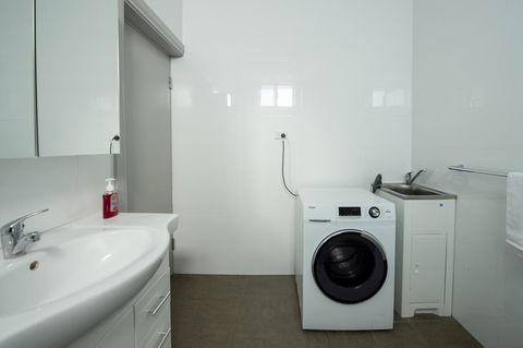 City Centre Motel Hotel - Accommodation Nelson Bay 26