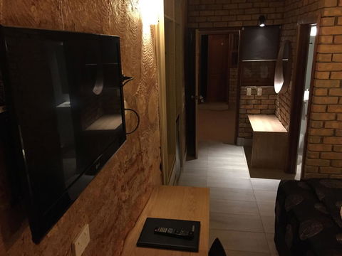 The Lookout Cave Underground Motel - Accommodation Nelson Bay 26