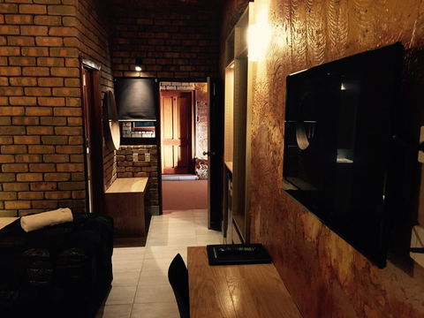 The Lookout Cave Underground Motel - Accommodation Nelson Bay 33