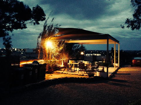 The Lookout Cave Underground Motel - Accommodation Nelson Bay 14