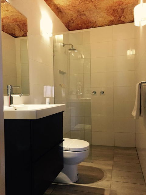 The Lookout Cave Underground Motel - Accommodation Nelson Bay 39