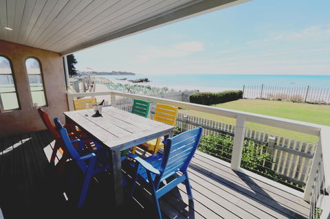Caledonian Inn - Nelsons Bay Accommodation 12