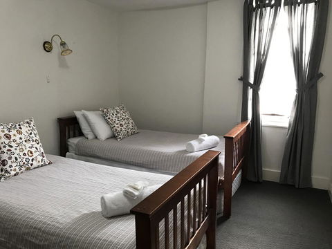 Caledonian Inn - Nelsons Bay Accommodation 31