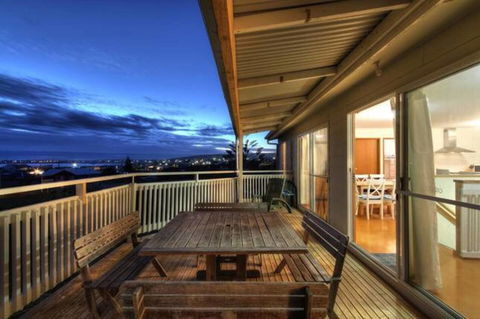 SeaWatch-Sea Views - Accommodation Nelson Bay 7
