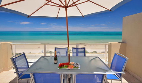 Adelaide Luxury Beach House - Accommodation Nelson Bay 0