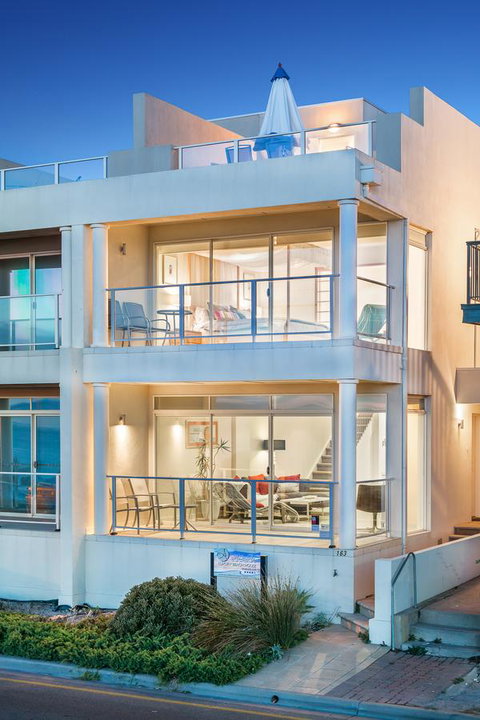 Adelaide Luxury Beach House - Accommodation Nelson Bay 19
