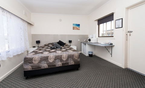 Blue Lake Motel - Nelsons Bay Accommodation 4