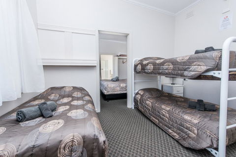 Blue Lake Motel - Nelsons Bay Accommodation 8