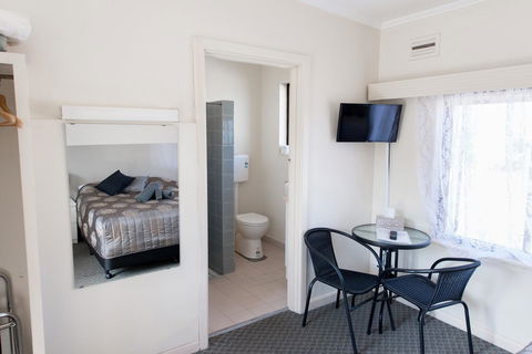 Blue Lake Motel - Nelsons Bay Accommodation 6