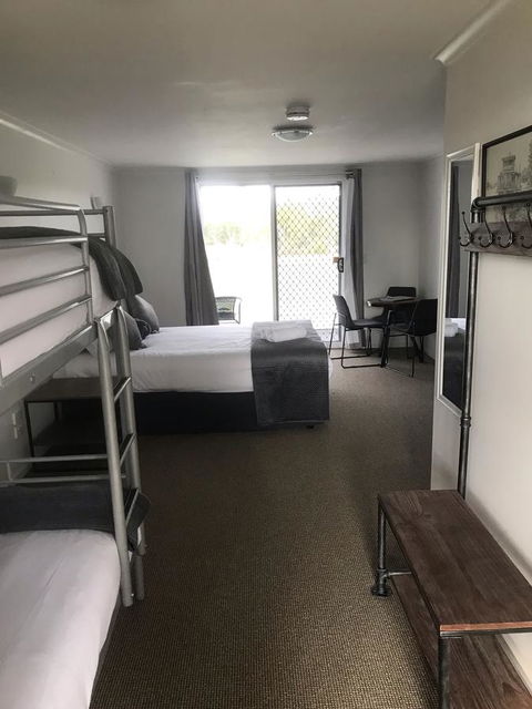 Murray River Queen - Nelsons Bay Accommodation 3