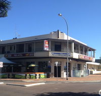 Pier Hotel - Accommodation Nelson Bay