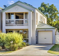 The Lighthouse - Accommodation Nelson Bay