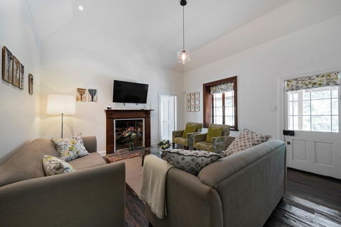 Jacobs Estate Cottage - Accommodation Nelson Bay 4