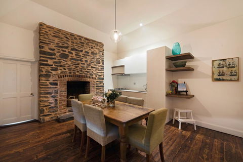 Jacobs Estate Cottage - Accommodation Nelson Bay 5