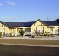 Moontana - Accommodation Nelson Bay