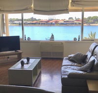 Lakeside - Accommodation Nelson Bay