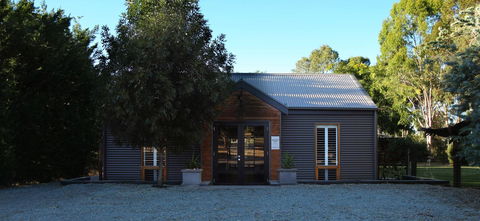 Irongate Studio B&B - Nelsons Bay Accommodation 10