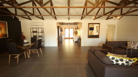 Irongate Studio B&B - Nelsons Bay Accommodation 1