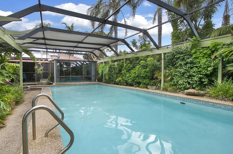The Palms - Accommodation Nelson Bay 3