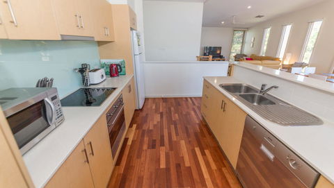 South Shores Villa 31 - South Shores Normanville - Accommodation Nelson Bay 4