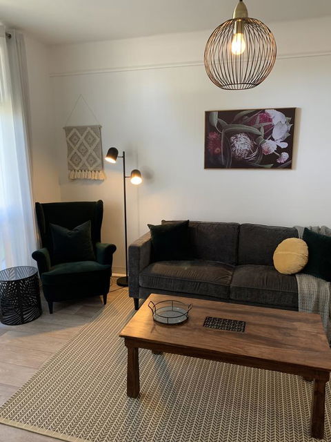 Sunshine Four - Accommodation Nelson Bay 9