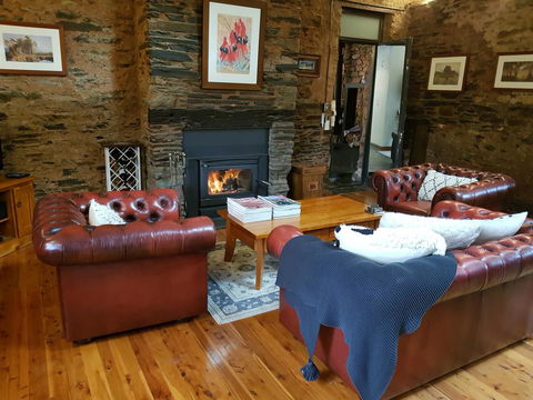 William Hunt's Retreat - Cypress Studio - Nelsons Bay Accommodation 7