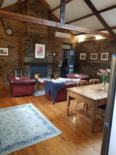 William Hunt's Retreat - Cypress Studio - Nelsons Bay Accommodation 9