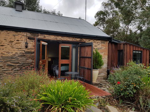 William Hunt's Retreat - Cypress Studio - Nelsons Bay Accommodation 11
