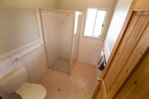 Limestone Ridge - Nelsons Bay Accommodation 14