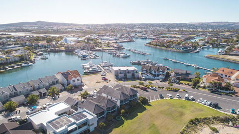 Mariners Cay Apartment - Accommodation Nelson Bay 1