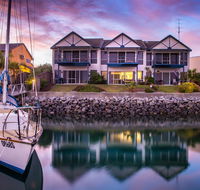 Marina Reflections - Accommodation Nelson Bay