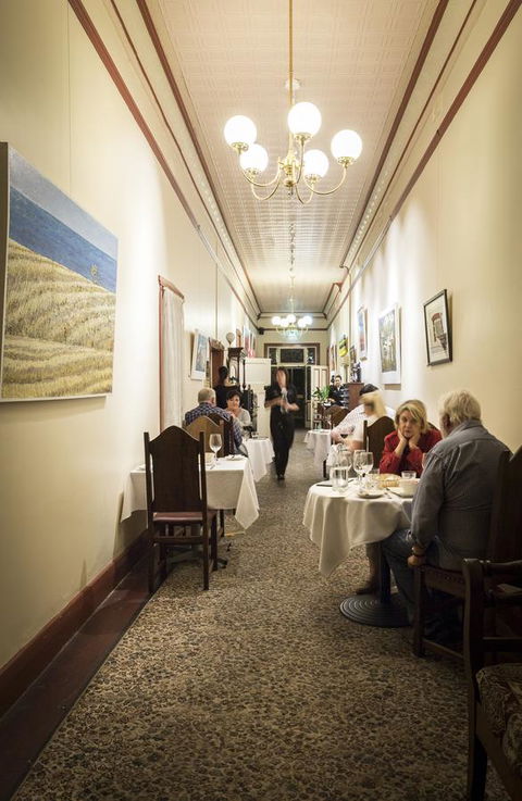 The Rising Sun Hotel - Nelsons Bay Accommodation 16