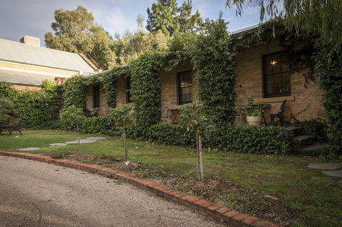 The Rising Sun Hotel - Nelsons Bay Accommodation 17