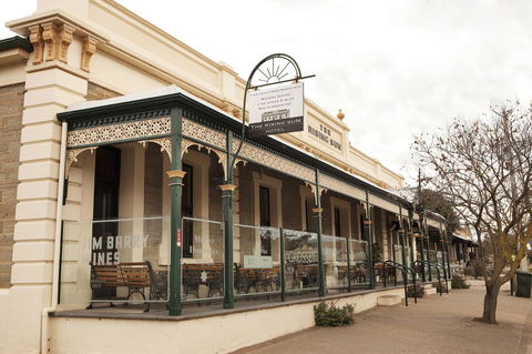 The Rising Sun Hotel - Nelsons Bay Accommodation 10