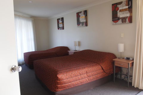 Alexander Cameron Suites - Accommodation Nelson Bay 23