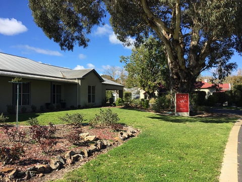 Alexander Cameron Suites - Accommodation Nelson Bay 3