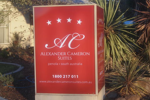Alexander Cameron Suites - Accommodation Nelson Bay 19