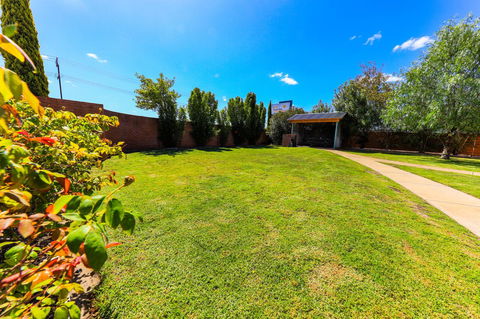 Country Roads Motor Inn Naracoorte - Accommodation Nelson Bay 43