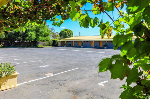 Country Roads Motor Inn Naracoorte - Accommodation Nelson Bay 30