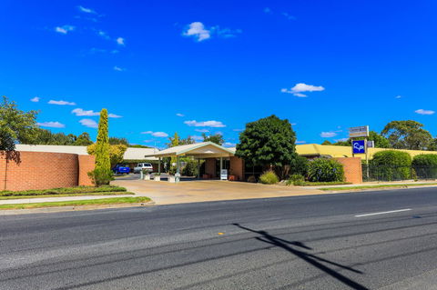 Country Roads Motor Inn Naracoorte - Accommodation Nelson Bay 11