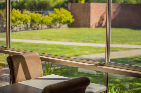 Country Roads Motor Inn Naracoorte - Accommodation Nelson Bay 17