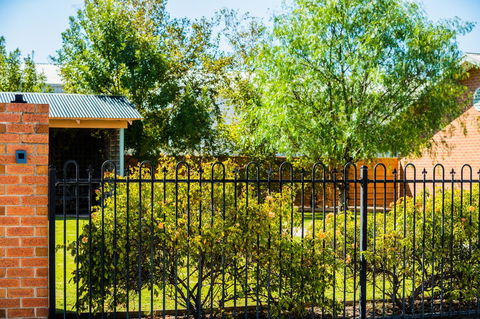 Country Roads Motor Inn Naracoorte - Accommodation Nelson Bay 44