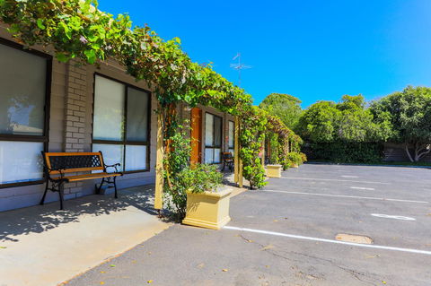 Country Roads Motor Inn Naracoorte - Accommodation Nelson Bay 26