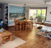 A2Port Willy - Accommodation Nelson Bay
