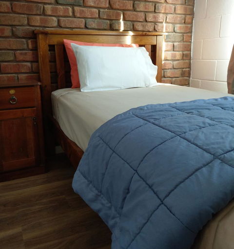 Desert Gum Retreat Gough St - Accommodation Nelson Bay 11